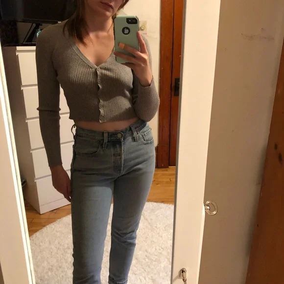 Grey Ribbed Crop Top - Picture 3 of 3